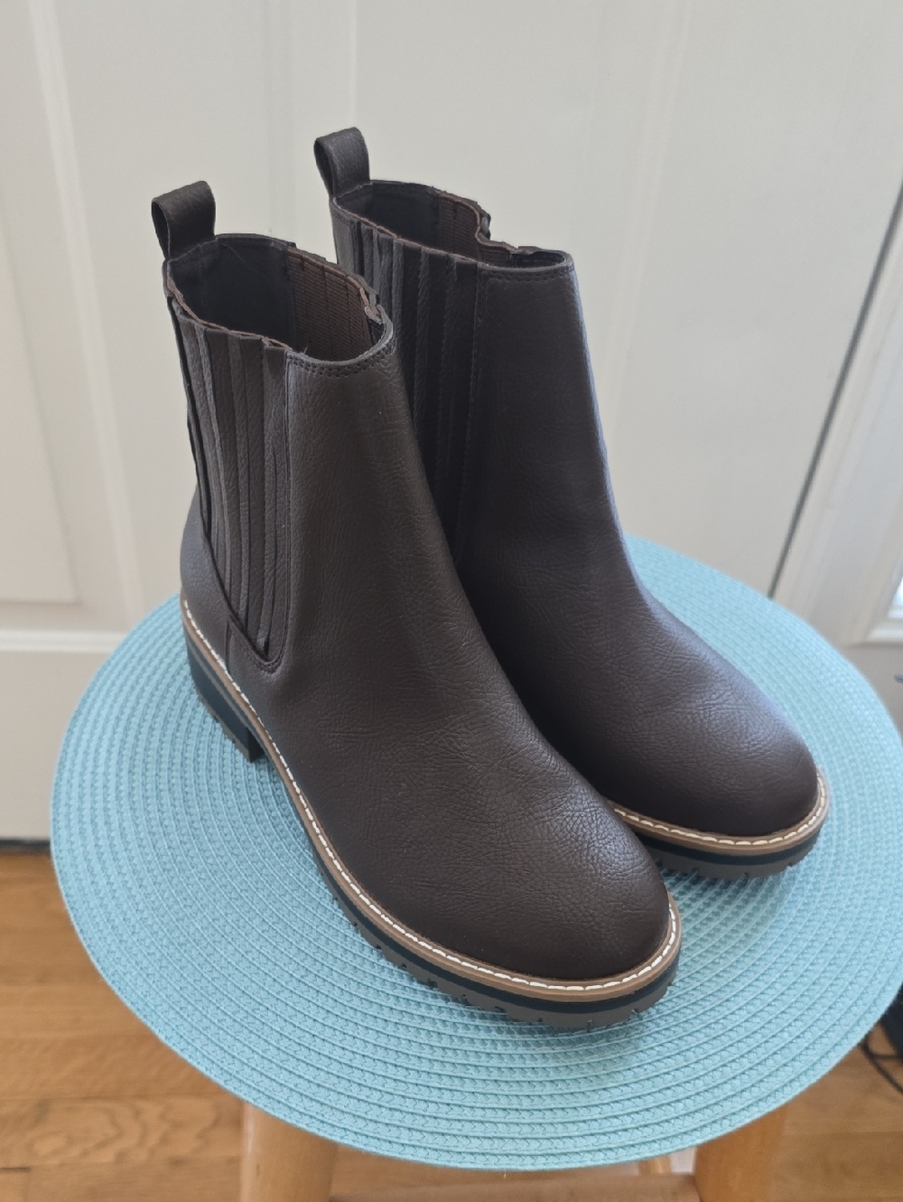 Kensie Brand Women’s Brown Classic Pull-On Ankle Boots Size 8 - Picture 1 of 13